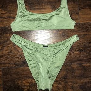 Bundle Triangl Bikinis